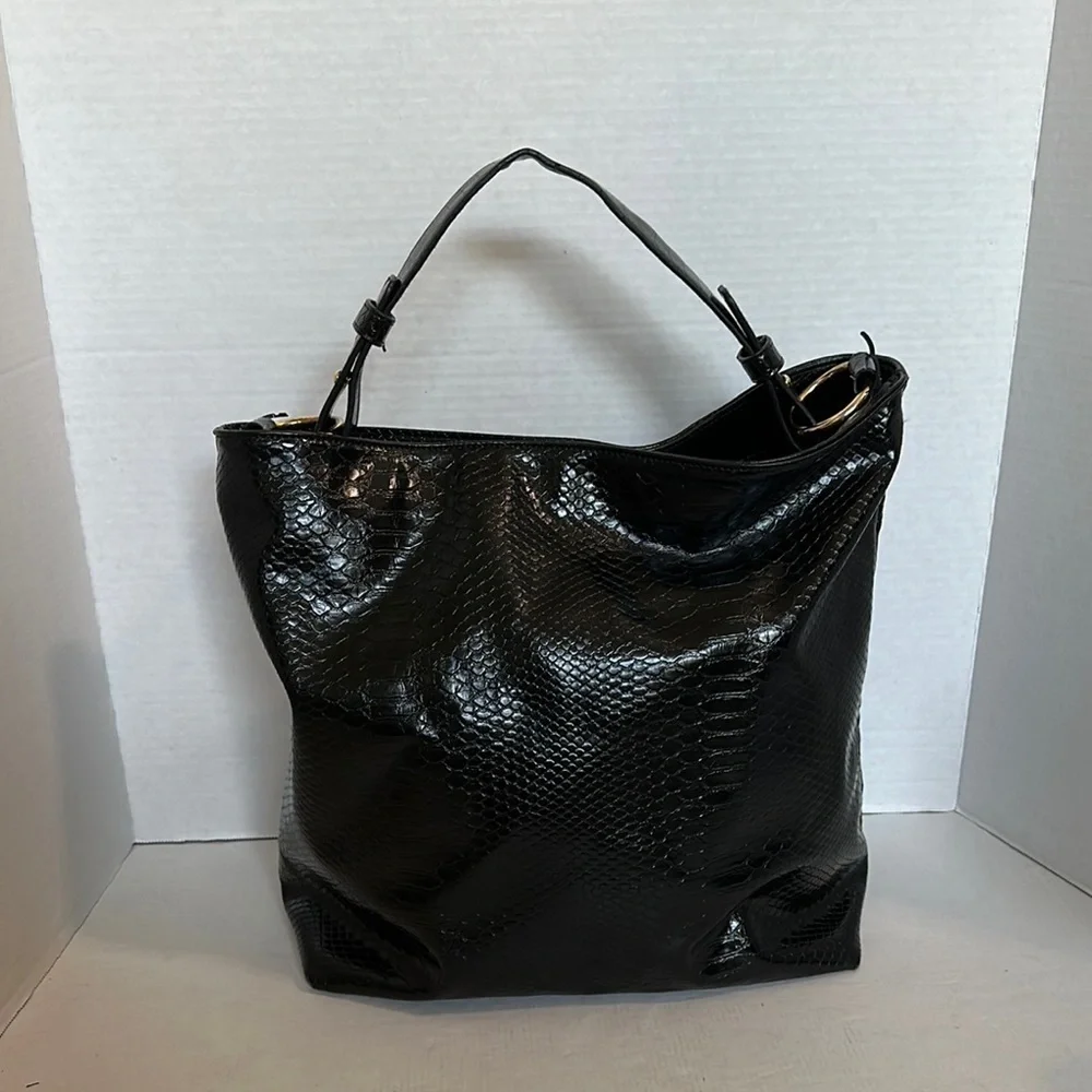 LULU DHARMA Black snakeskin Women's HOBO Bag in PRISTINE CONDITION